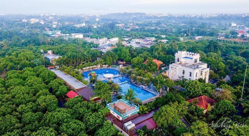 Spring Garden Hotel Lk Long Khanh Экстерьер фото